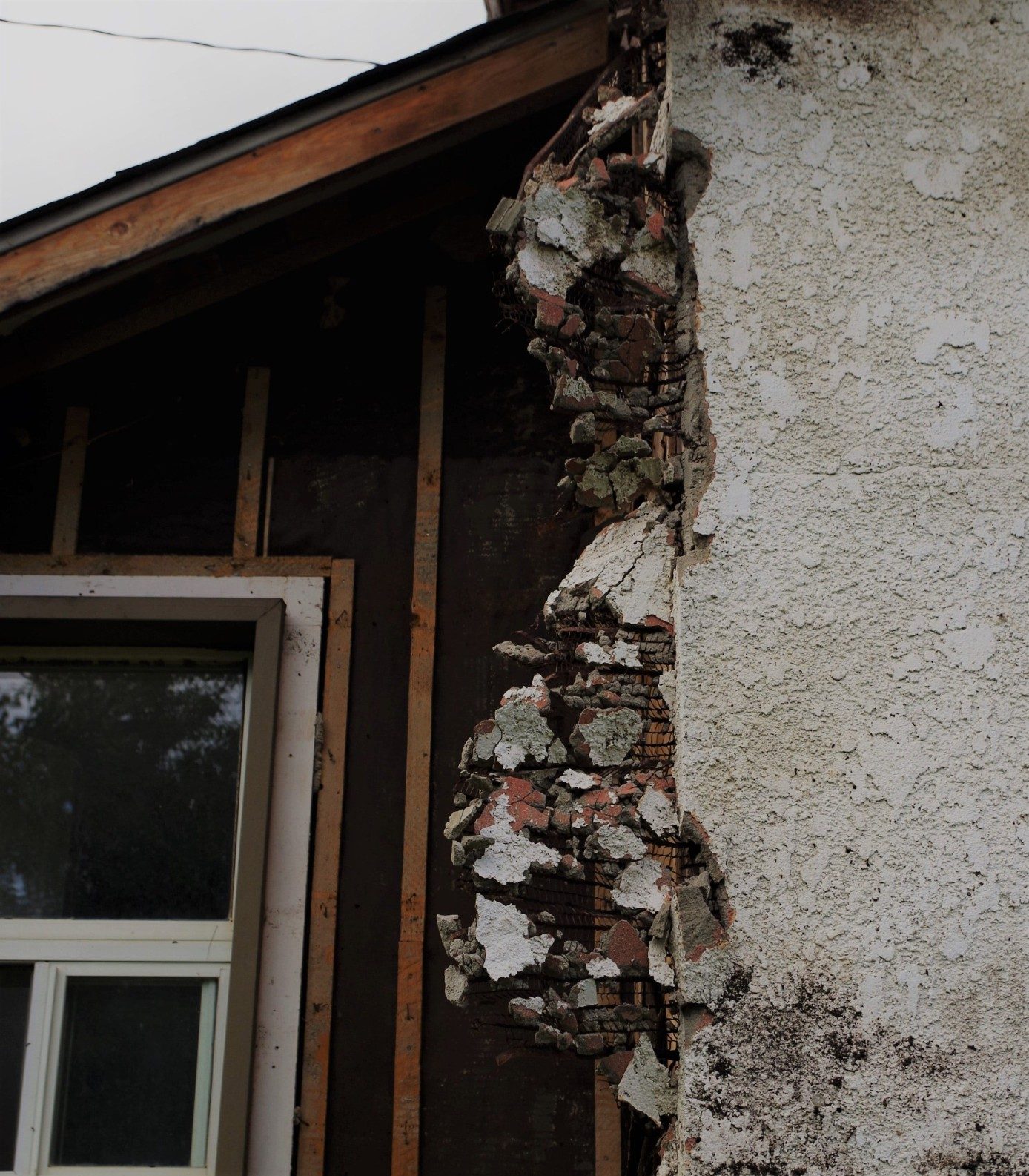 asbestos removal services calgary